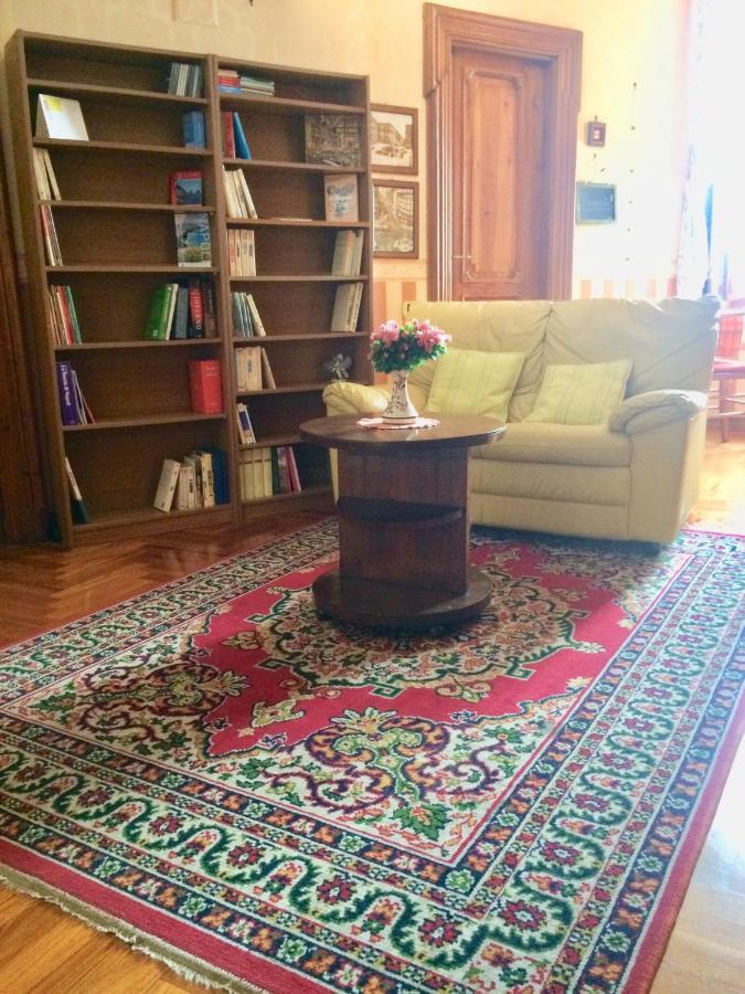 Oscar Apartment Napoli Bagian luar foto