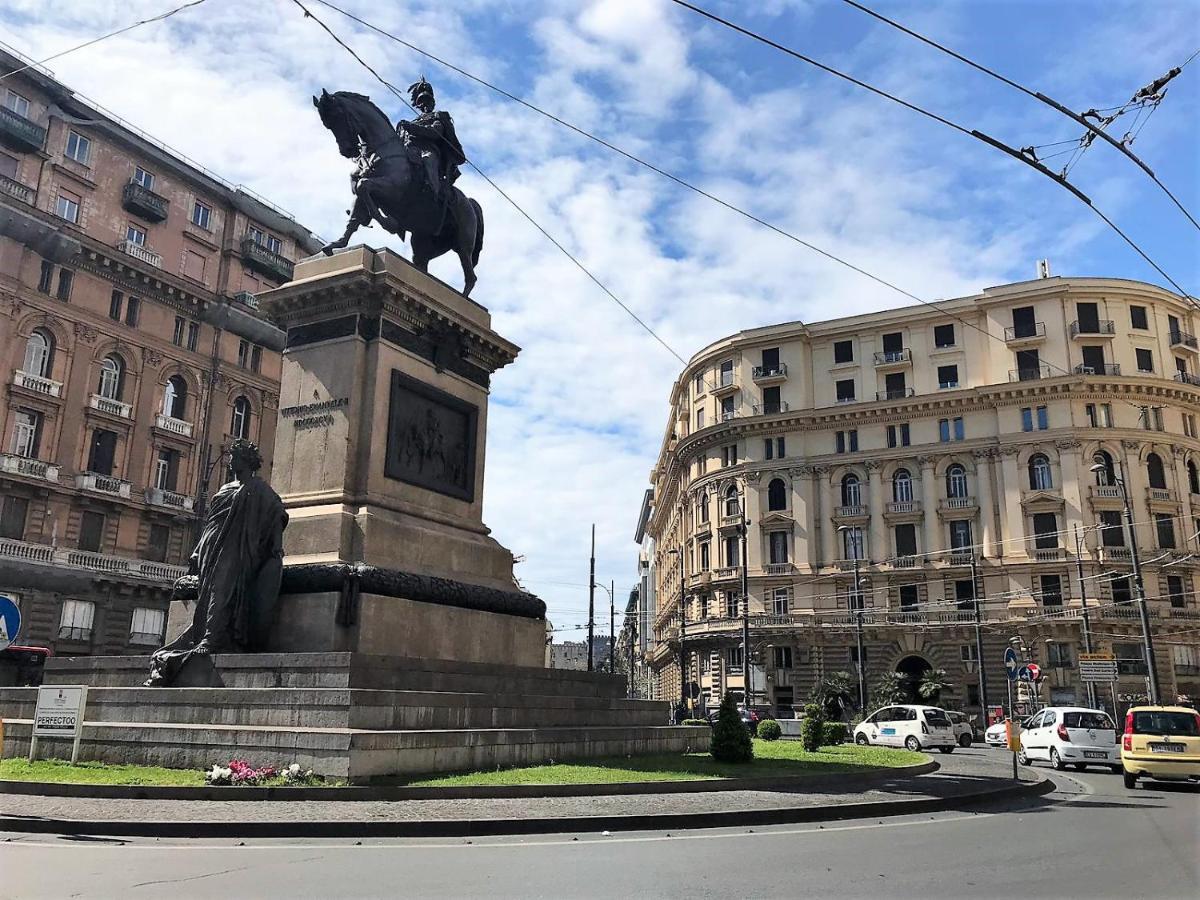 Oscar Apartment Napoli Bagian luar foto